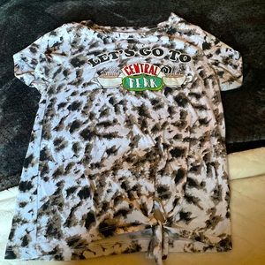 Friends Tie T-Shirt - White